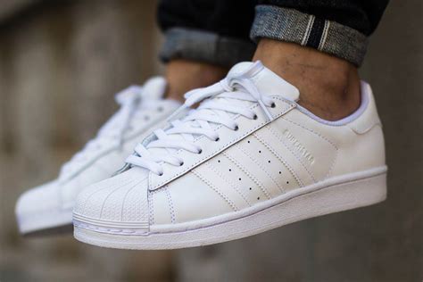 shell toes adidas